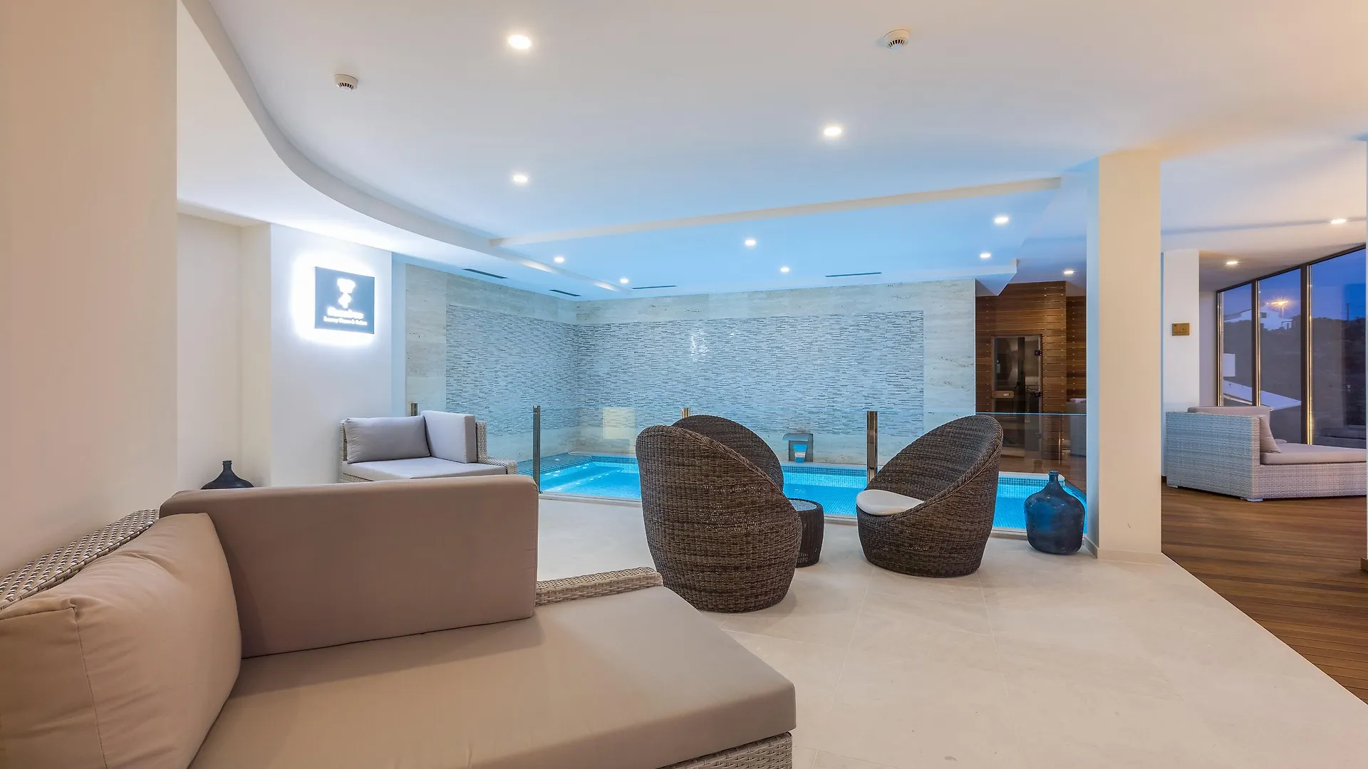 Caneiros Luxury House & Suites Ferragudo  Hotel