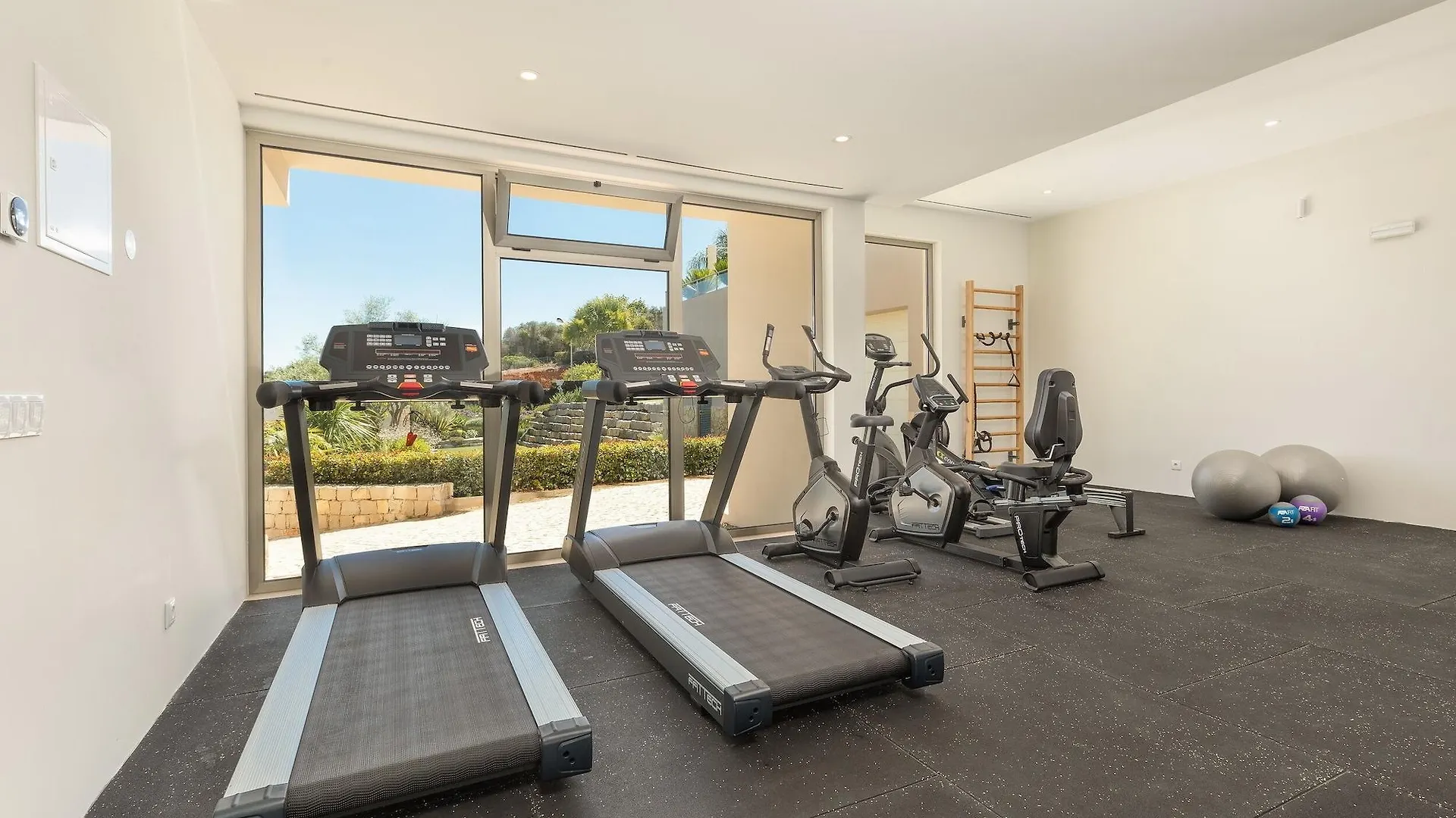 Hotel Caneiros Luxury House & Suites Ferragudo