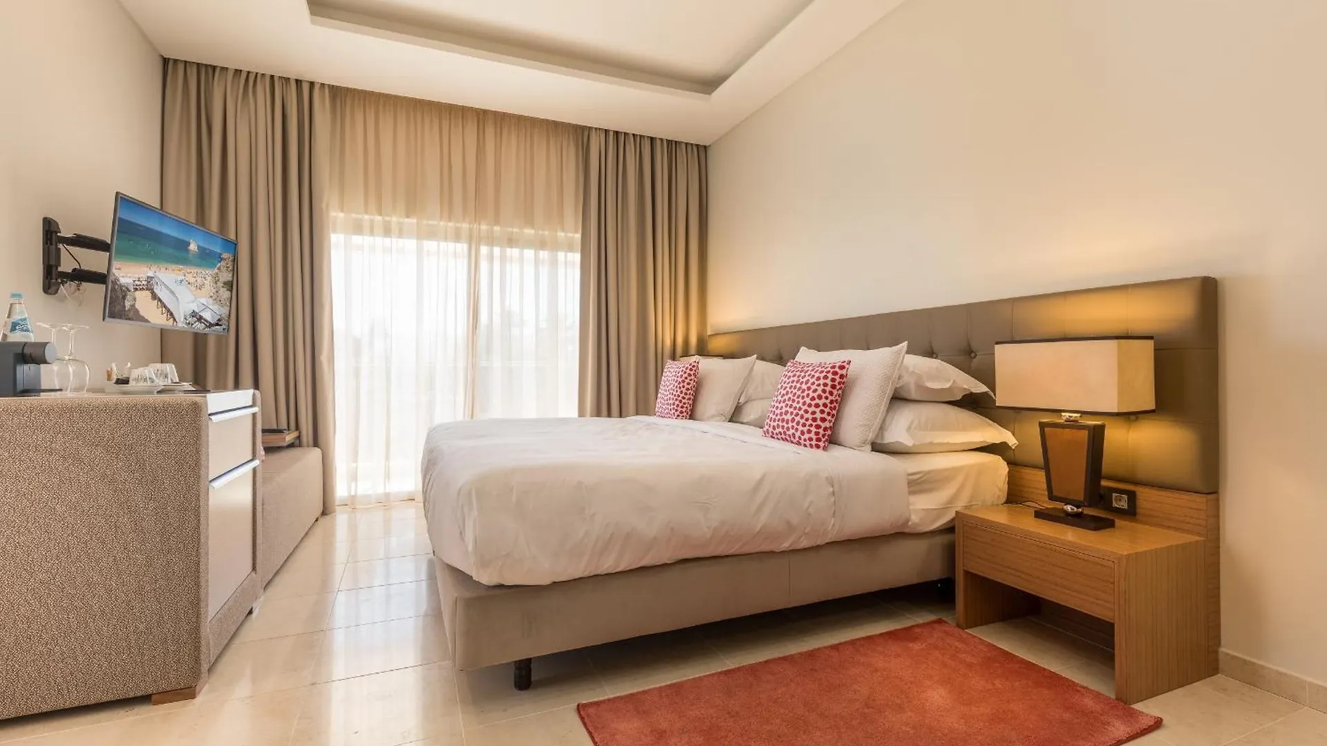 Hotel Caneiros Luxury House & Suites Ferragudo