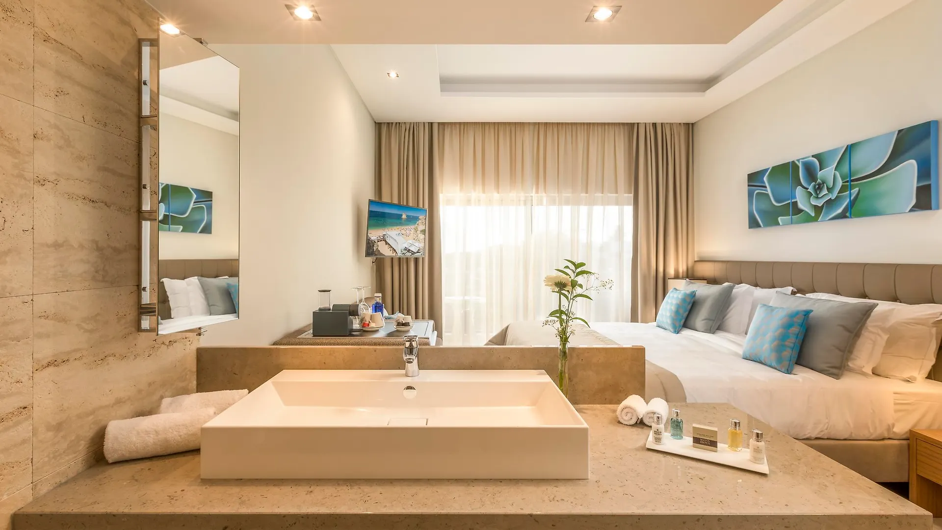 **** Hotel Caneiros Luxury House & Suites Ferragudo  Portugal