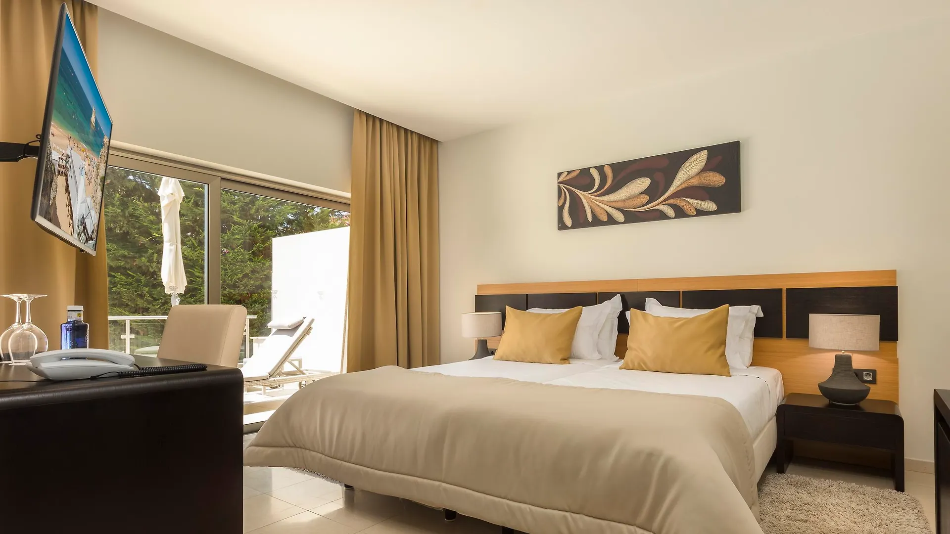 Caneiros Luxury House & Suites Ferragudo  4*, Ferragudo (Faro)