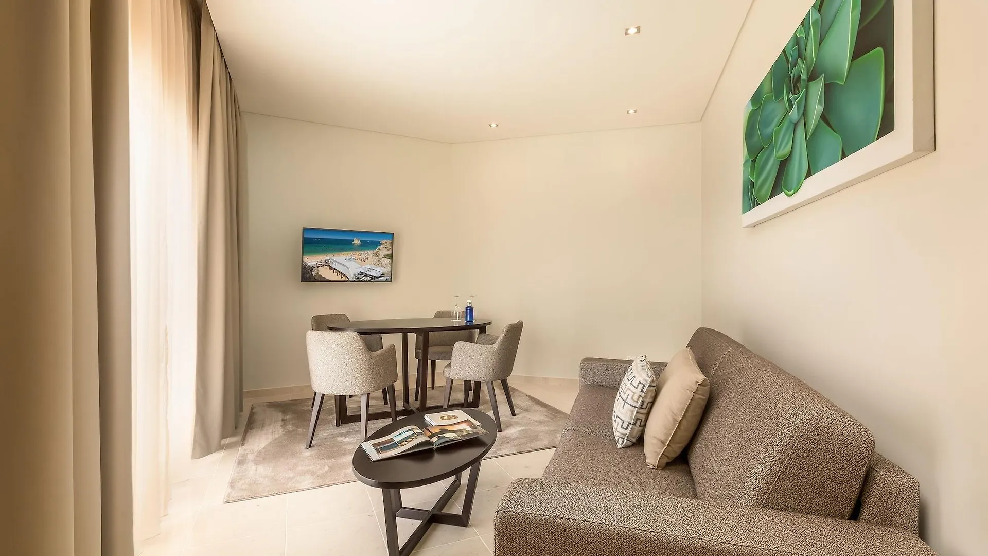 Hotel Caneiros Luxury House & Suites Ferragudo